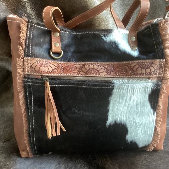 Myra Bag Big Hair Hide Tooled Leather Canvas Tote Handbag - Picture 5 of 11